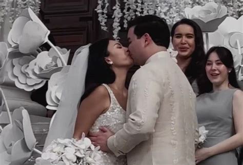 Dominique Cojuangco marries non.
